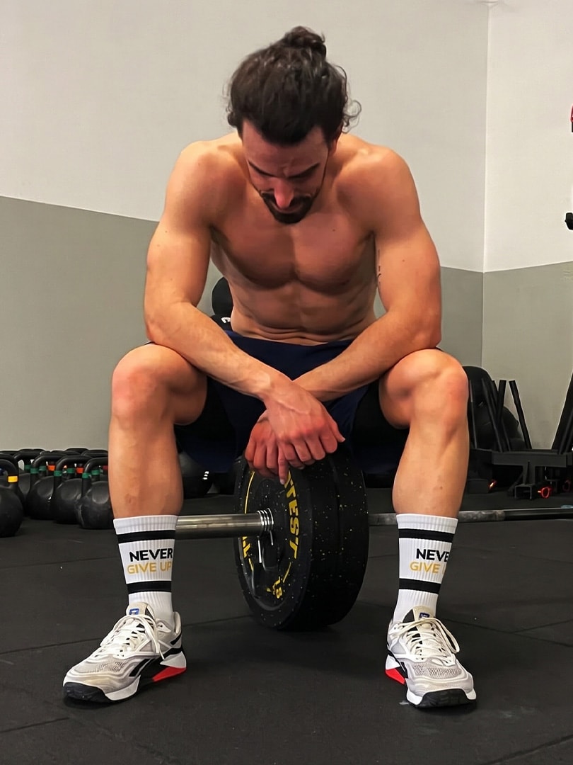 Never Give Up socks.jpg