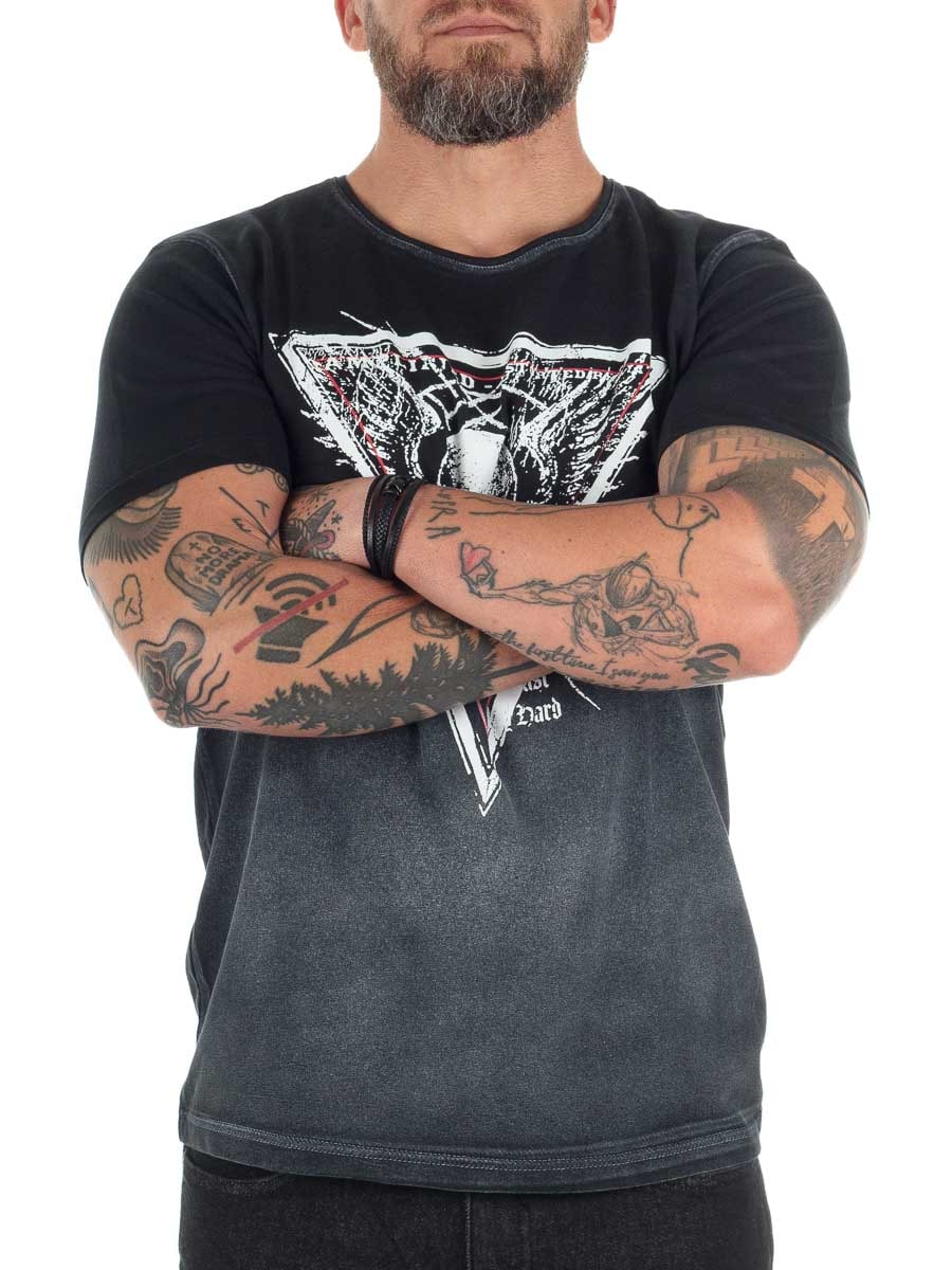 RD Skull Triangle T-shirt _4.jpg