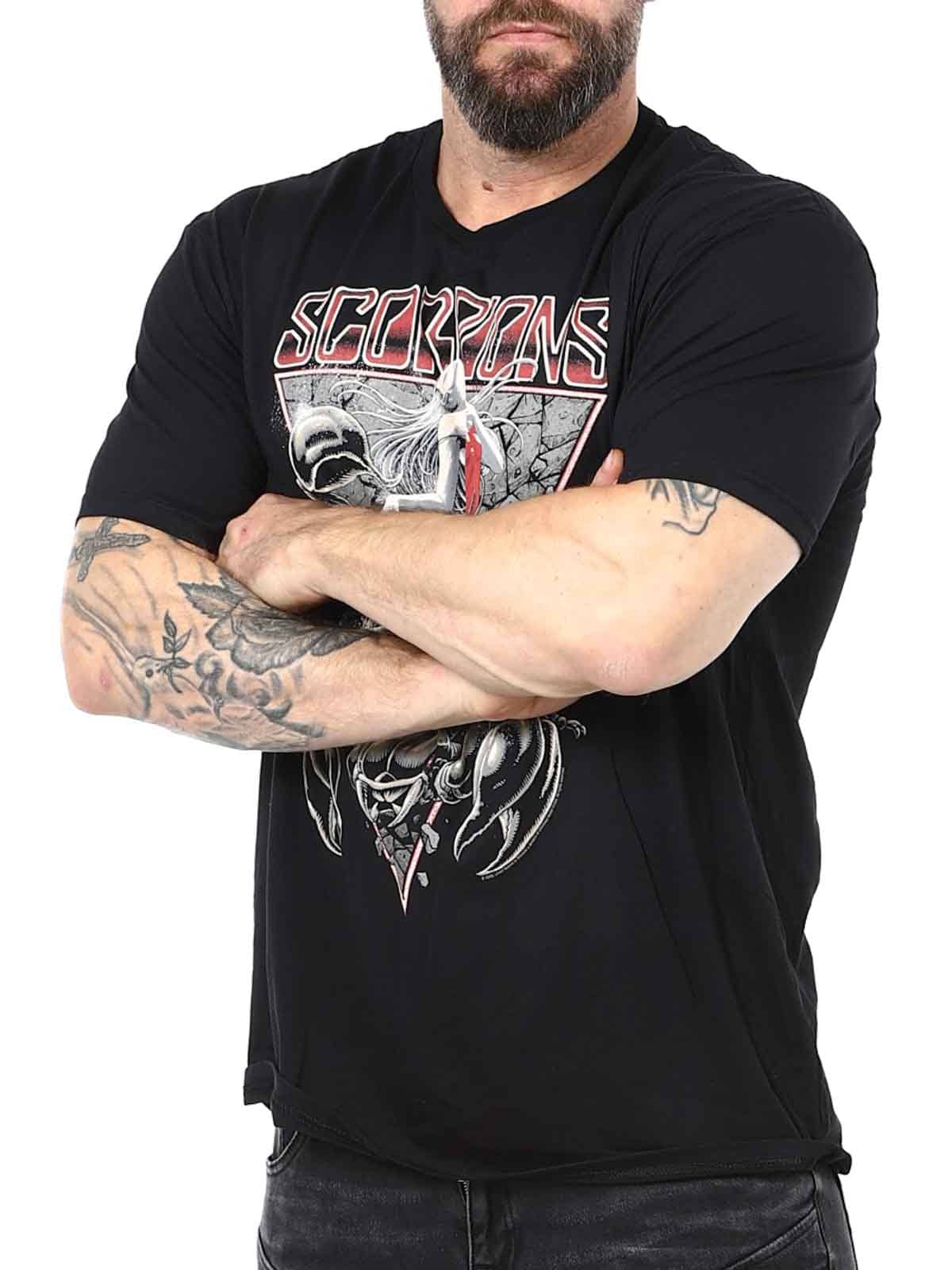 Scorpions Hurricane T-shirt - blaCK_4.jpg