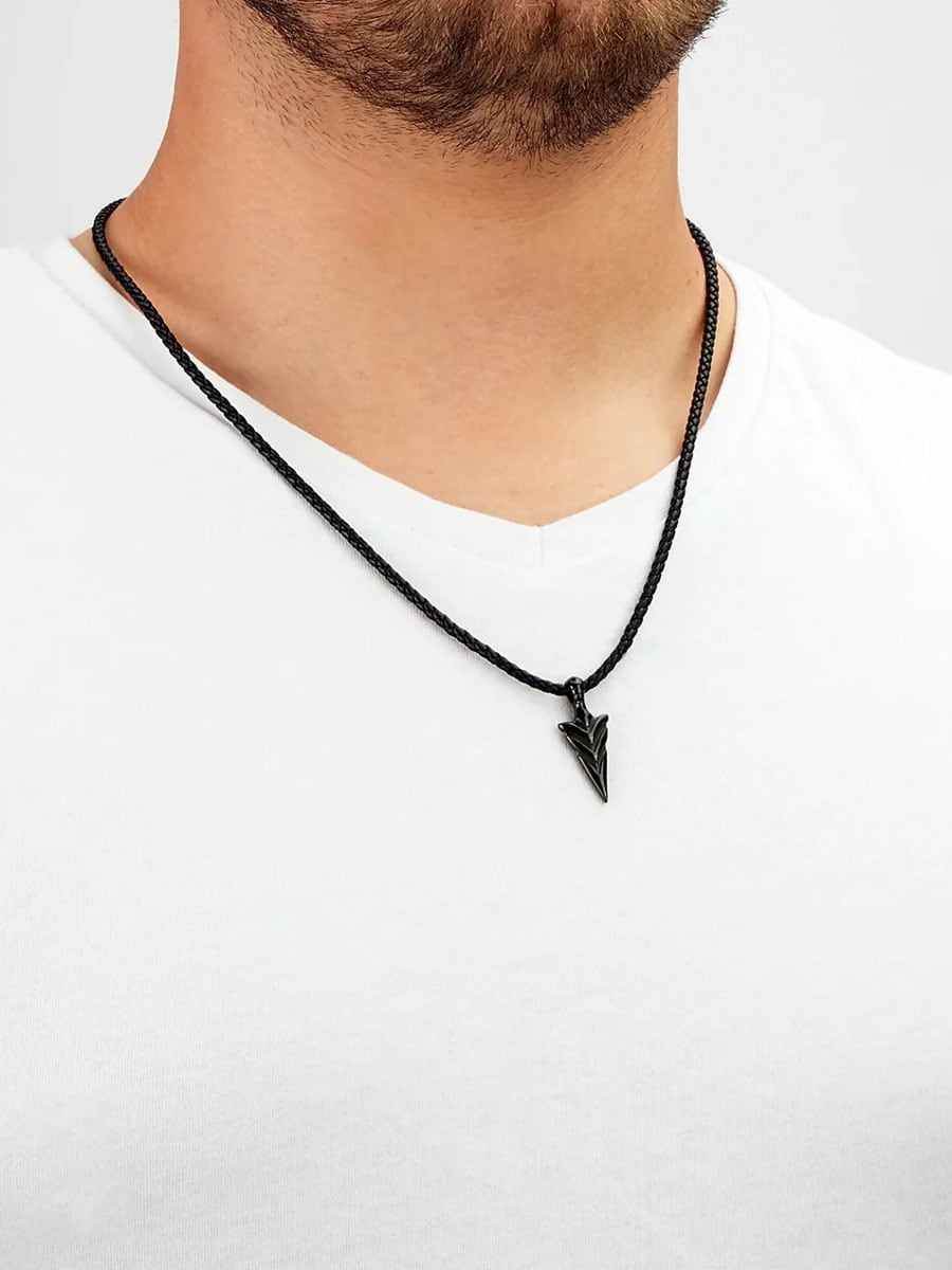 Serasar Arrow Leather Halsband n007 2.jpg