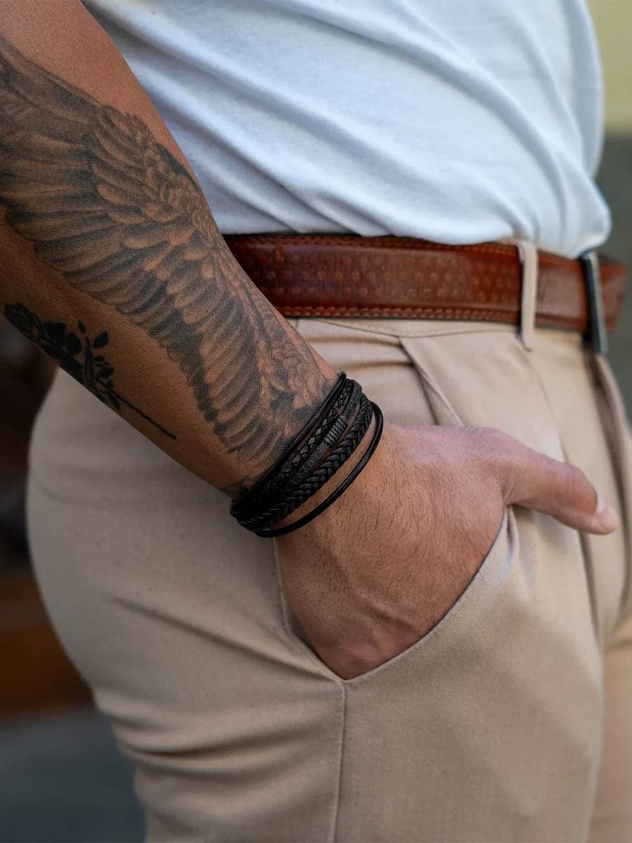 Serasar Wild Leather Armband b045 2.jpg