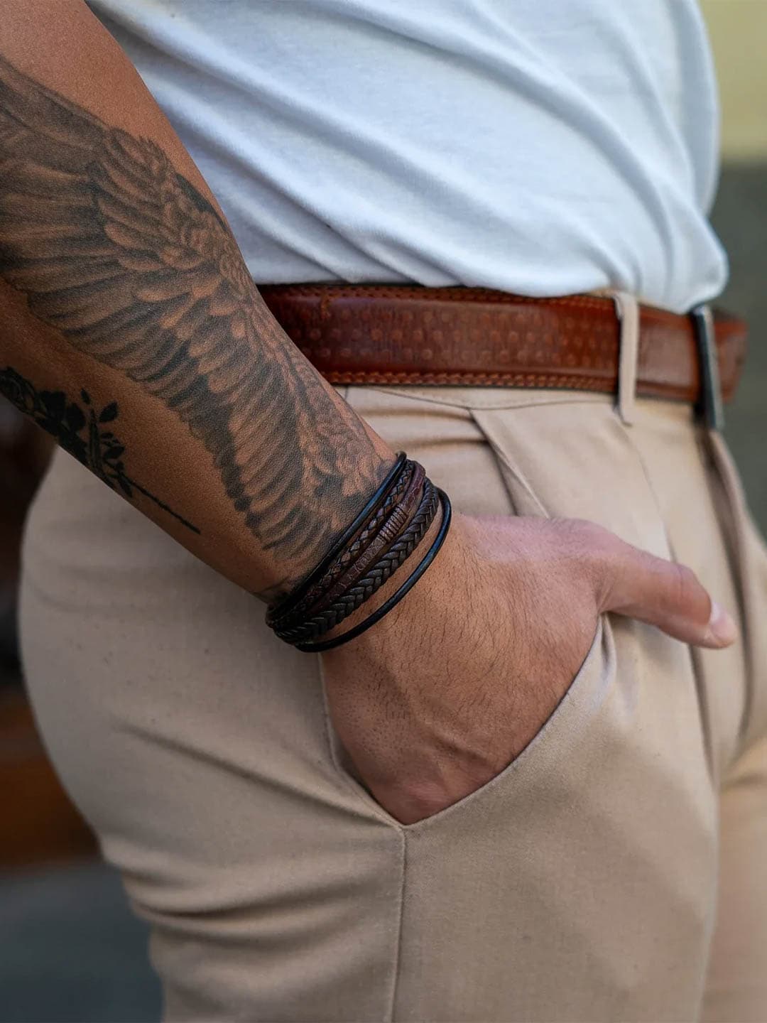 X-B046-brown Serasar Wild Leather Armband 2.jpg