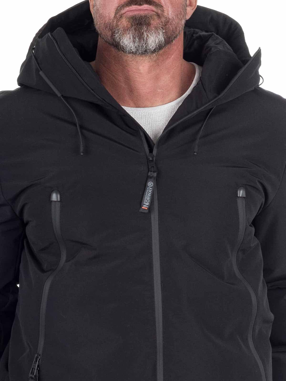 cedric Geographical norway Black _5.jpg