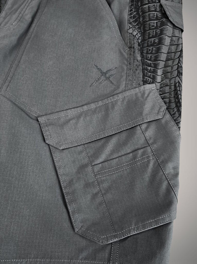 hyraw-short-cargo-homme-dusk-zoom-5-765x1024.jpg